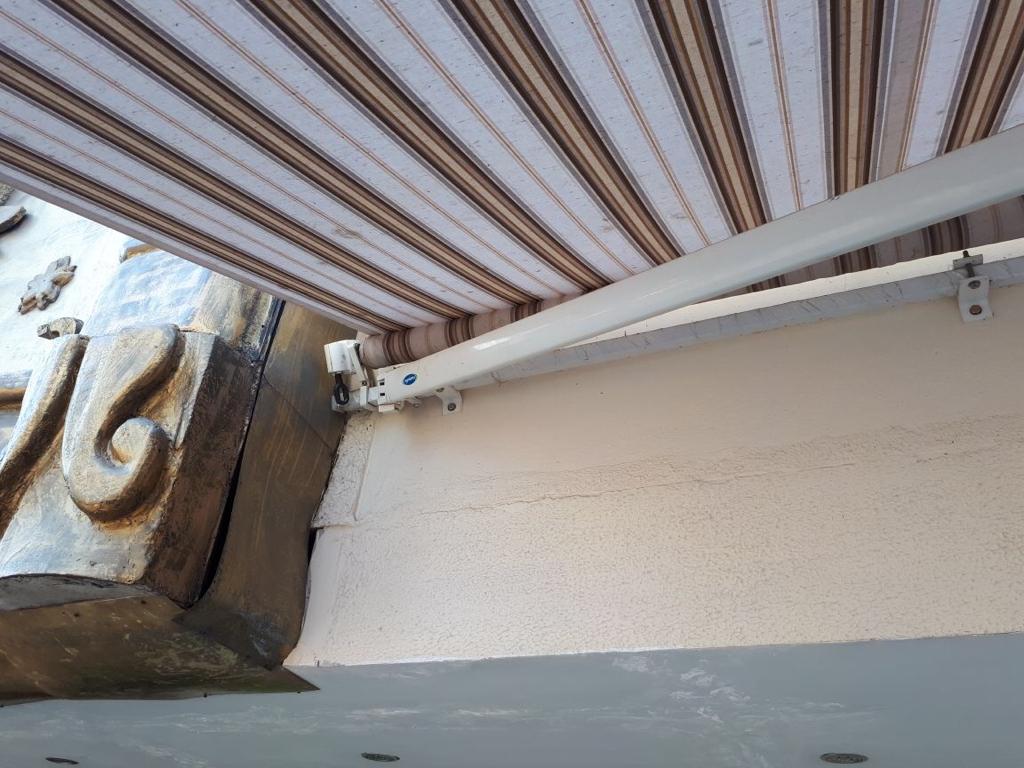 Retractable Awning